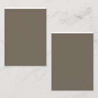 Crear un espacio vital elegante con una pared marr