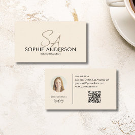 Tarjeta De Visita Crema Profesional Modern Monogram Photo QR