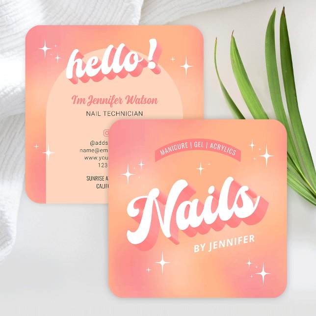 Tarjeta De Visita Cuadrada Artista de uñas moderno Manicure Groovy Trendy Pea (Trendy nails business cards with groovy fonts and girly peach colors)