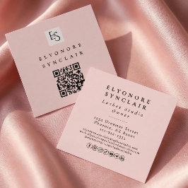 Tarjeta De Visita Cuadrada Blush Pink Script Logo QR Code Lashes