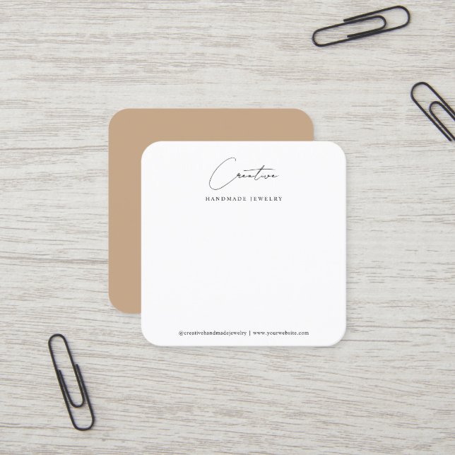 Tarjeta De Visita Cuadrada Classy Beige Handwritten Script Jewelry Display (Anverso/Reverso In Situ)