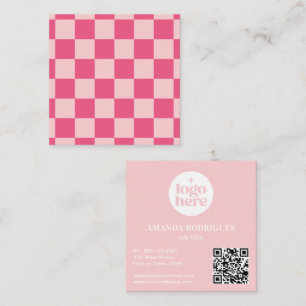 Tarjeta De Visita Cuadrada Código QR del logotipo a cuadros rosa