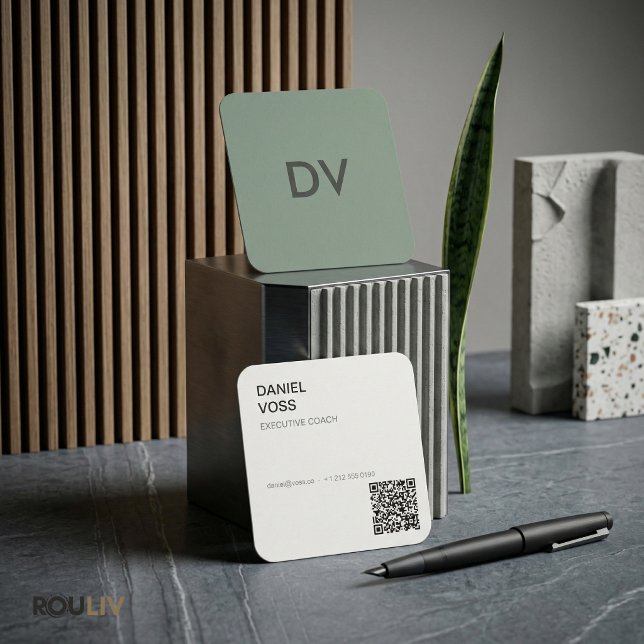 Tarjeta De Visita Cuadrada Código QR moderno mínimo vertical | Profesional (Architectural Vertical Minimal QR Code Executive Consultant Professional
)