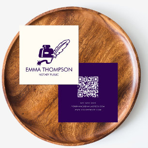 Tarjeta De Visita Cuadrada Código QR   Notario púrpura moderno mínimo público