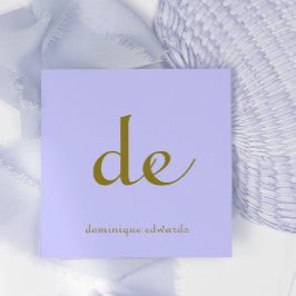 Tarjeta De Visita Cuadrada Códigos QR Elegante Moderno y Cosméticos Púrpura Ú