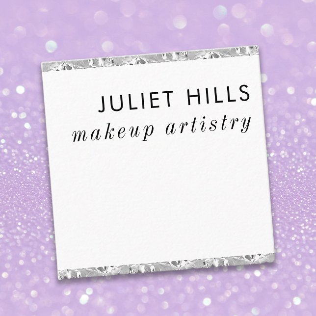 Tarjeta de visita cuadrada de borde de cristal pla (Silver Crystal Edged Square Business Card displayed, front)