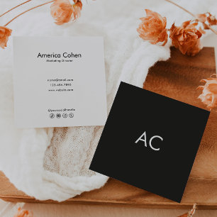 Tarjeta De Visita Cuadrada Director minimalista de marketing en blanco y negr