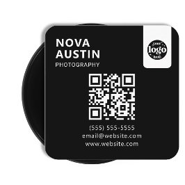 Tarjeta De Visita Cuadrada Diseño mínimo de código QR profesional con logotip