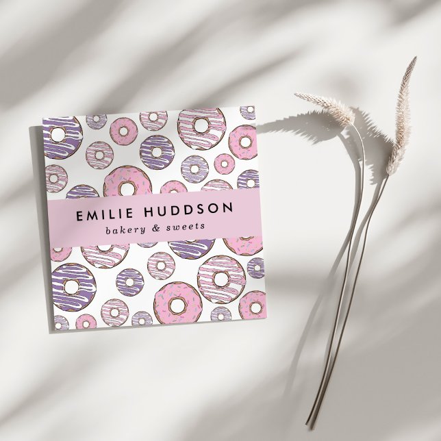 Tarjeta De Visita Cuadrada Donuts rosados, Donuts morados, Pastelería (Subido por el creador)