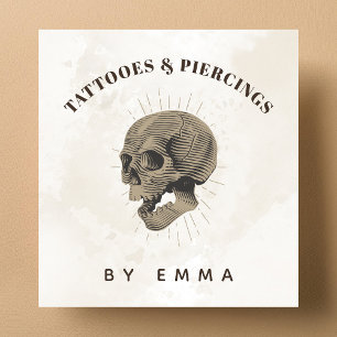 Tarjeta De Visita Cuadrada Elegante Cream Marble Simple Skull Tattoo Artista