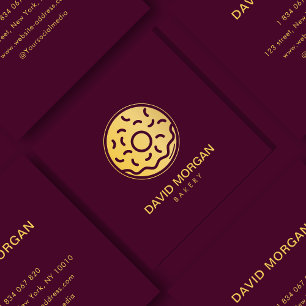 Tarjeta De Visita Cuadrada Elegante Panadería Borgoña y Logo de Donut de Oro