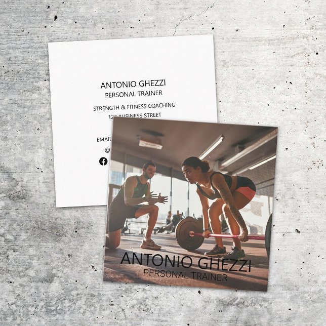 Tarjeta De Visita Cuadrada Entrenador personal de fitness con fuerza de peso (Subido por el creador)