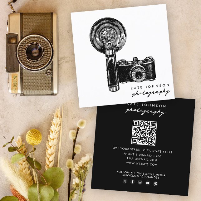 Tarjeta De Visita Cuadrada Fotógrafo Cámara Script Fotografía QR Código (Photographer Camera Script Photography QR Code Square Business Card)