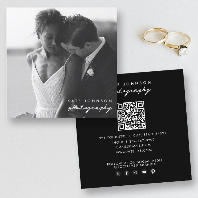 Tarjeta De Visita Cuadrada Fotógrafo de escritura moderna Fotografía de códig (Photographer Modern Script Photography QR Code Square Business Card)