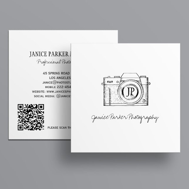 Tarjeta De Visita Cuadrada Fotógrafo profesional código QR en blanco y negro (Subido por el creador)