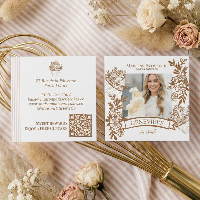 Tarjeta De Visita Cuadrada French Hand Drawn Floral Cupcake Bakery Photo (French Hand Drawn Floral Cupcake Bakery Photo Square Business Card)