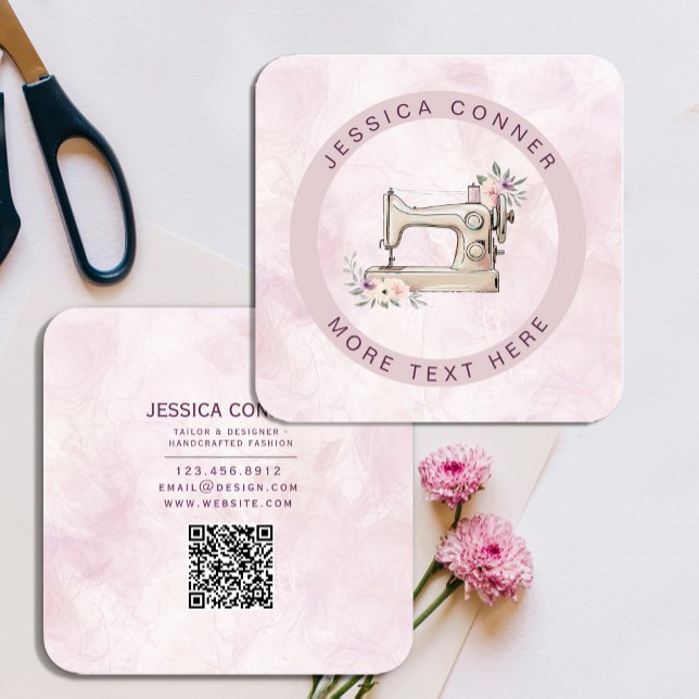 Tarjeta De Visita Cuadrada Ilustracion de máquina de coser acuarela romántica ("Elegant vintage sewing machine logo – perfect for boutique branding with a romantic touch! #tailor)