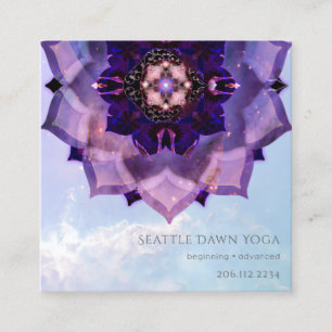 Tarjeta De Visita Cuadrada Instructor de yoga moderno Purple Lotus Mandala