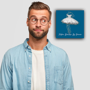 Tarjeta De Visita Cuadrada Logo de vestir de moda QR Código Vestido gris plat