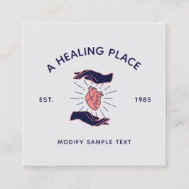 Tarjeta De Visita Cuadrada Manos sosteniendo el corazón humano