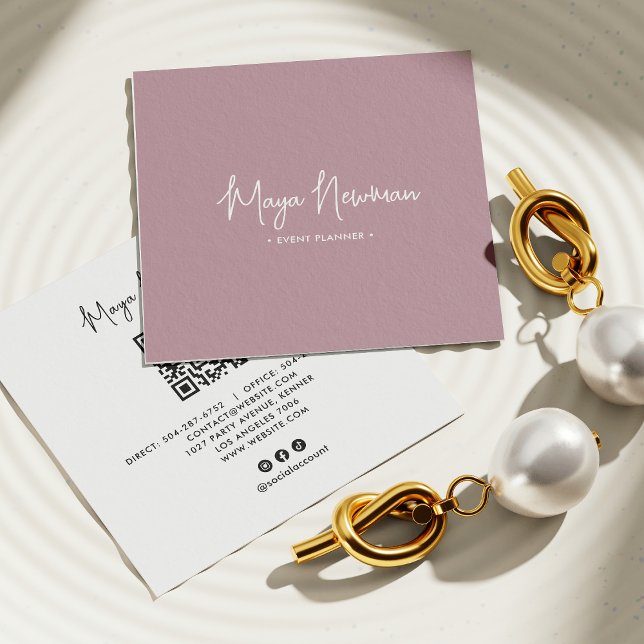 Tarjeta De Visita Cuadrada MAUVE PINK MODA moderna Código QR mínimo (Subido por el creador)