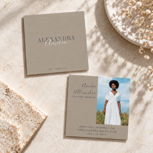 Tarjeta De Visita Cuadrada Minimalista Script Negrita Boho Taupe Marrón Foto 