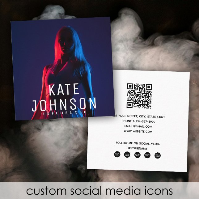 Tarjeta De Visita Cuadrada Moderna Moda Influenciador Foto Código QR Medios S (Modern Chic Influencer Photo QR Code Social Media Square Business Card)
