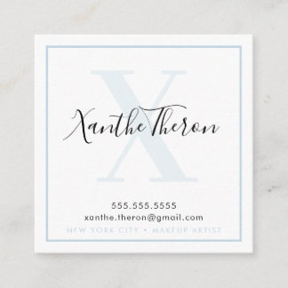 Tarjeta De Visita Cuadrada MONOGRAM elegante guión moderno mínimo azul pálido