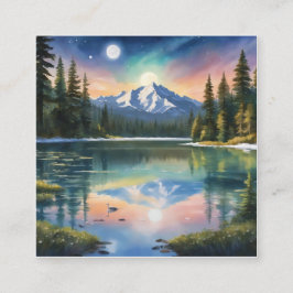 Tarjeta De Visita Cuadrada Montañas cubiertas de nieve y un lago despejado.