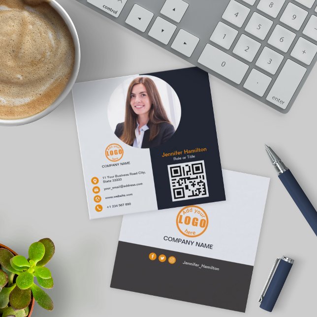 Tarjeta De Visita Cuadrada Naranja gris profesional añada su código QR de fot (Subido por el creador)