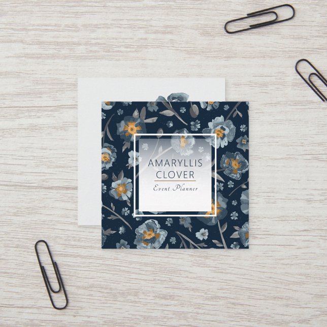 Tarjeta De Visita Cuadrada Patrón botánico de los Cachorros Florales (Floral Poppies Botanical Pattern Square Business Card from Studio Posies.)