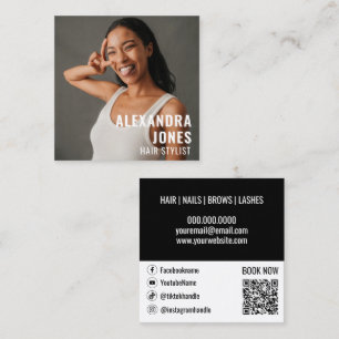 Tarjeta De Visita Cuadrada Plantilla social de código Qr blanco negro estilo 