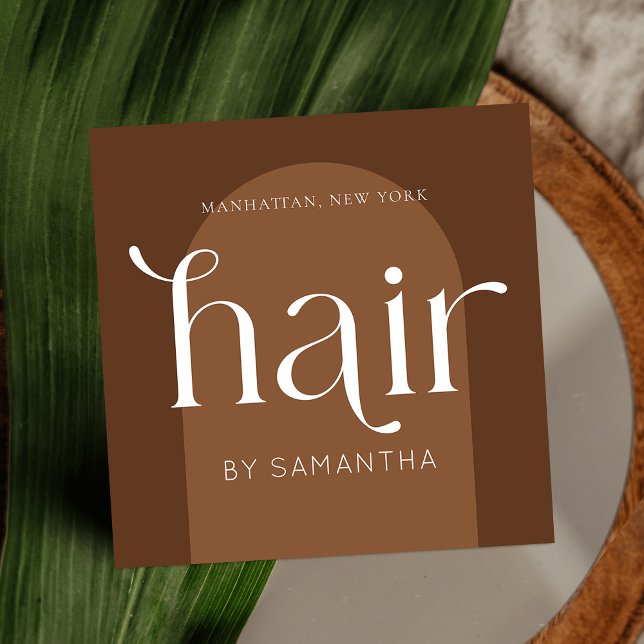 Tarjeta De Visita Cuadrada Salón Elegante De Estilo Boho Terracotta Moderno (Modern bohemian hair salon business cards with terracotta background and elegant fonts)