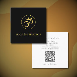 Tarjeta De Visita Cuadrada Símbolo moderno Om Yoga Wellness Oro Negro