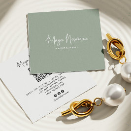 Tarjeta De Visita Cuadrada SOFT SAGE VERDE MODA moderna Código QR mínimo