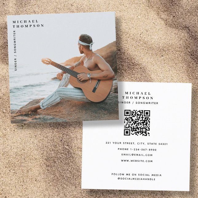 Tarjeta De Visita Cuadrada Un cantante moderno, un fotógrafo que interpreta e (Modern Singer Musician Photo Performer QR Code Square Business Card)