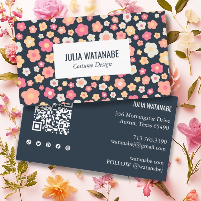 Tarjeta De Visita Daisies Dulce Floral Código QR Moda de medios soci (Subido por el creador)
