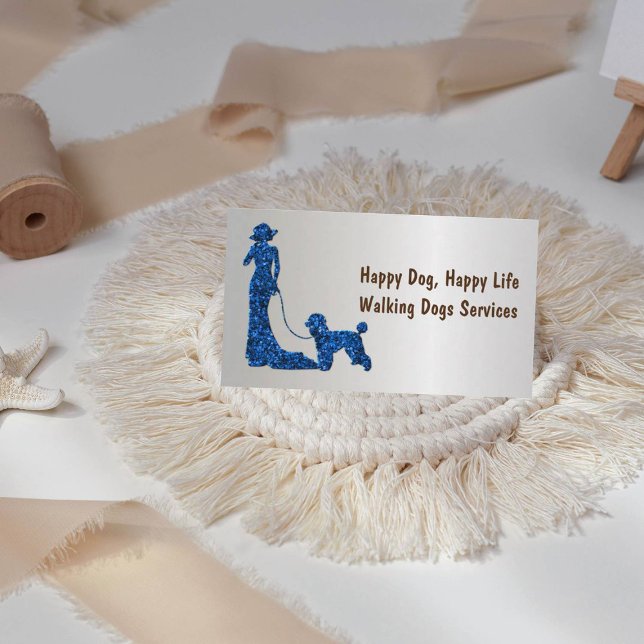 Tarjeta De Visita Dama de Purpurina azul metálico plateado con perro (Subido por el creador)