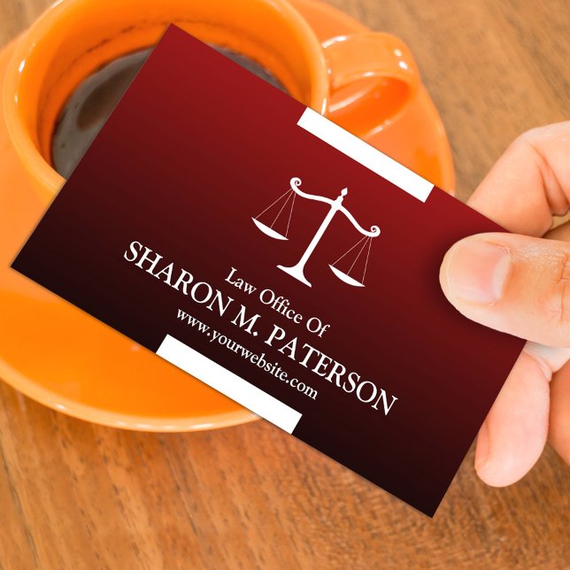Tarjeta de visita de la escala de la ley (Subido por el creador)