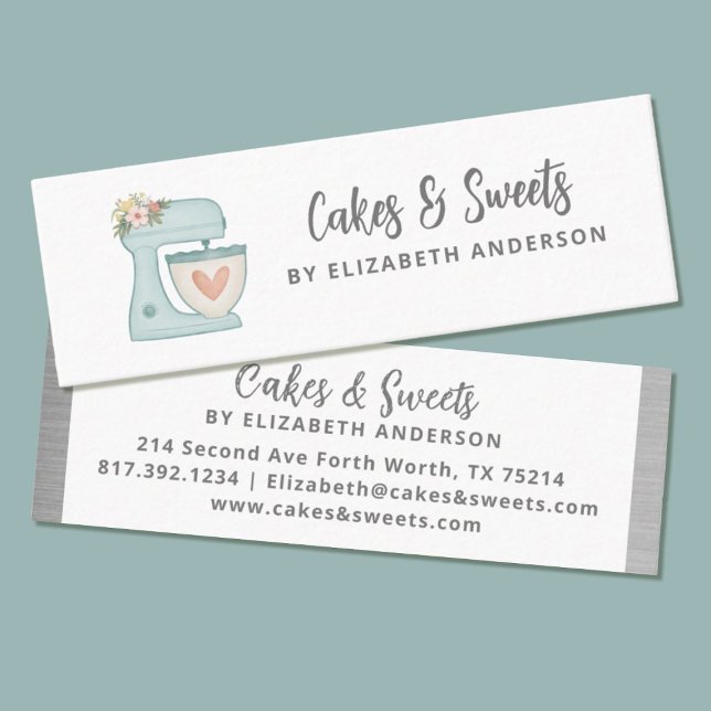 Tarjeta de visita de panadería de pastel floral de (A modern thin business card with a cute blue mixer. charming for your bakery business card.)