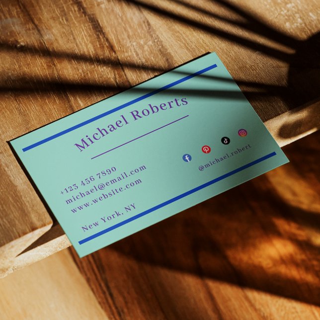 Tarjeta De Visita Derrame de pintura azul creativo moderno con códig (Subido por el creador)