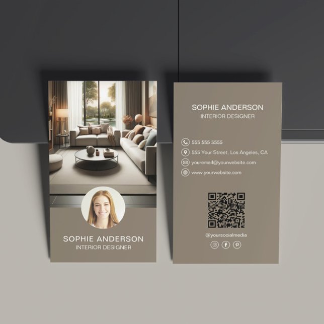 Tarjeta De Visita Diseñador de interiores Foto QR Tauce de medios so (Interior Designer Photo QR Social Media Taupe Business Card)