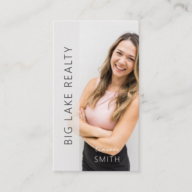 Tarjeta De Visita Diseño de fotos verticales modernas de Realtor per (Anverso)