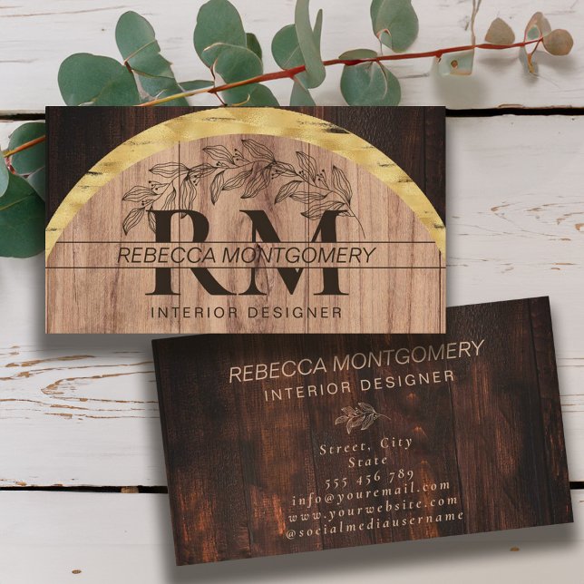 Tarjeta De Visita Dorado monogramado en floral de madera rústica (Rustic Wood Floral Monogrammed Gold Business Card)