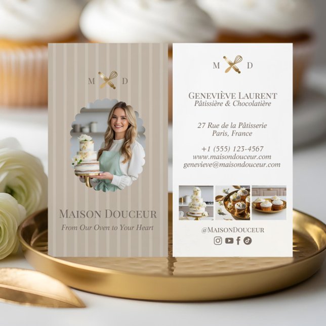 Tarjeta De Visita Elegant Chic Bakery Stripes & Gold Whisk Photo  (Elegant Chic Bakery Stripes & Gold Whisk Photo Business Card)