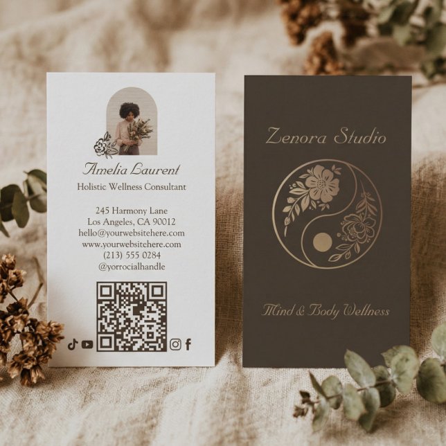 Tarjeta De Visita Elegant Holistic Yin Yang Spiritual Wellness Photo (Elegant Holistic Yin Yang Spiritual Wellness Photo Business Card)