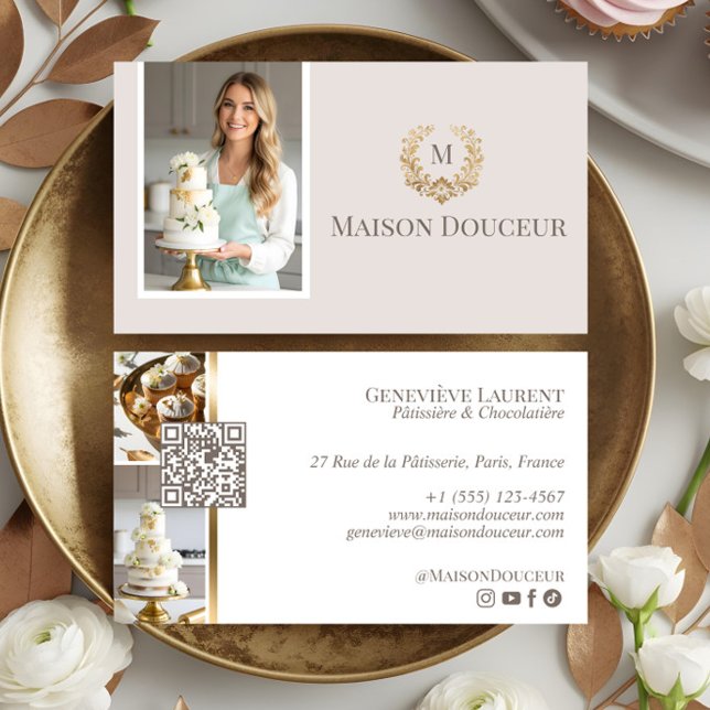 Tarjeta De Visita Elegant Luxury Home Baker Floral Crest Monogram  (Elegant Luxury Home Baker Floral Crest Monogram Business Card)