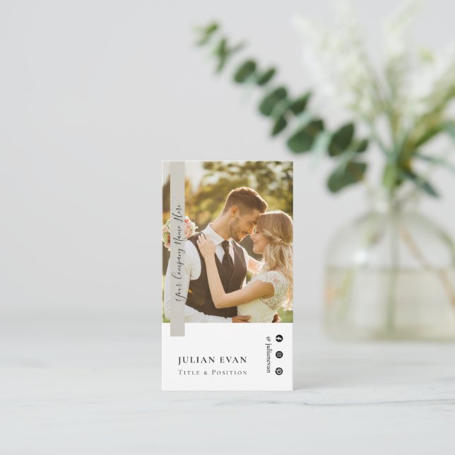 Tarjeta De Visita Elegant Profile Photo Sage Green Photographer (Anverso de pie)