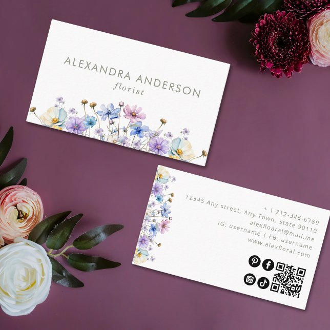Tarjeta De Visita Elegante código QR para flores silvestres botánica (Elegant Botanical Wildflowers QR Code Business Card)