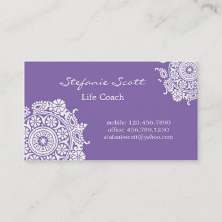 Tarjeta de visita elegante en púrpura y blanco